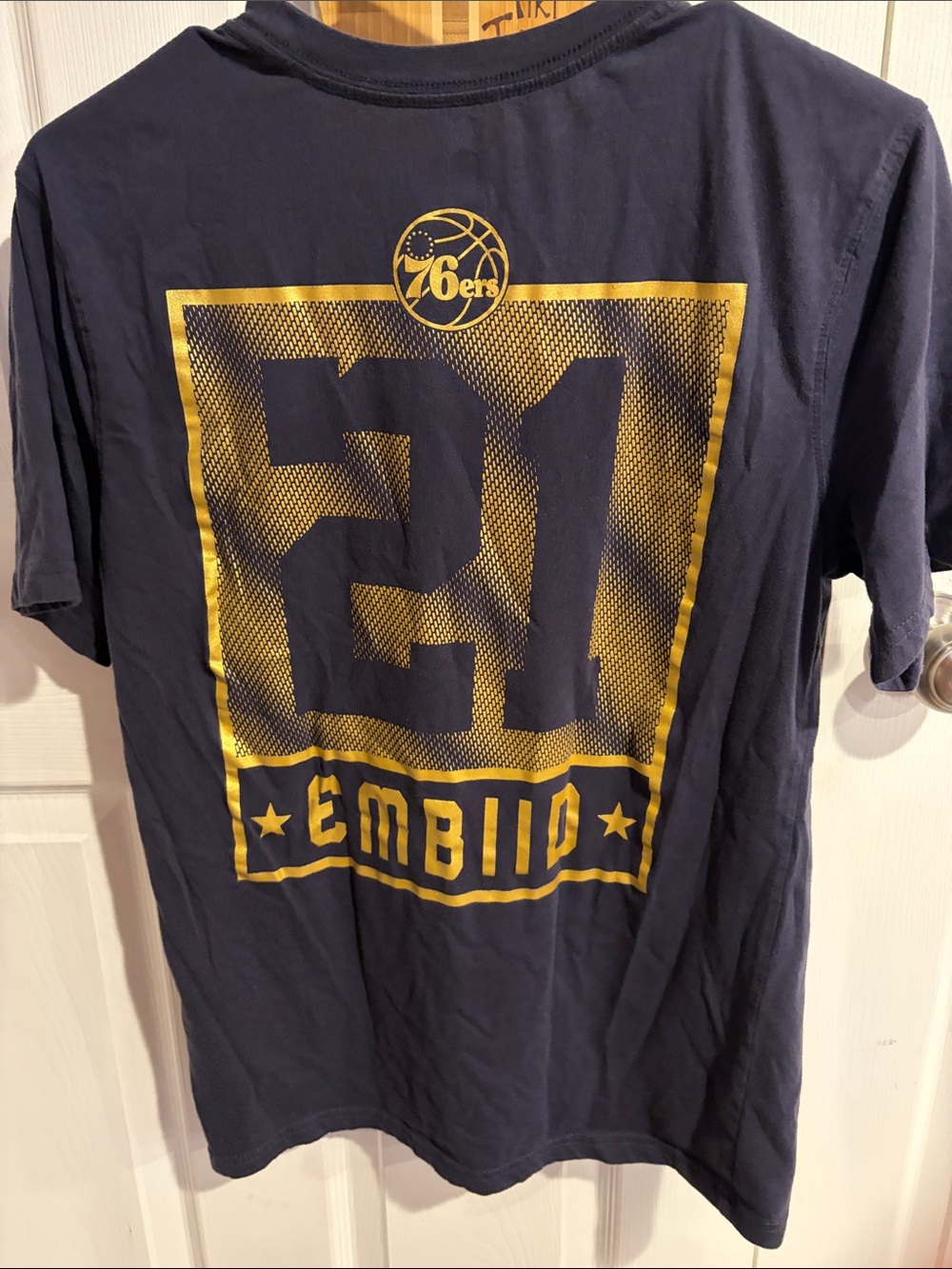 Philadelphia 76ers Joel Embiid Navy Blue Graphic T-Shirt Adult Small - Picture 3 of 3